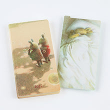 Hobonichi Techo 2027 Akiko Miyakoshi: Hobonichi Pencil Board for Weeks (Lazy Morning)