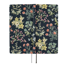 Hobonichi Techo Weeks 2027 English - Liberty Fabrics: Floral Remedy
