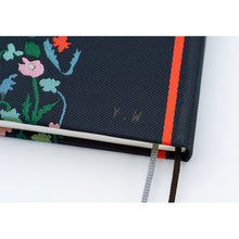 Hobonichi Techo Weeks 2027 English - Yoshie Watanabe: Petit Bloom