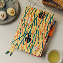 Hobonichi Techo Cousin Book and Cover, A5, Unsodo: Bijutsukai (Wild Rabbits) (JP/April Start)