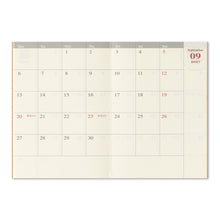 TRAVELER'S Notebook 2027 Monthly, Passport Size
