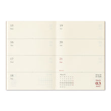 TRAVELER'S Notebook 2027 Weekly, Passport Size