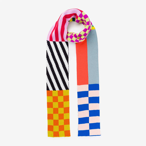 Verloop: Pattern Patch Skinny Knit Scarf in Rainbow