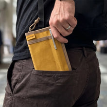 Lochby Pocket Journal, Honey