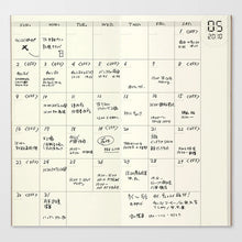 TRAVELER'S Regular Size 017 Free Monthly Diary